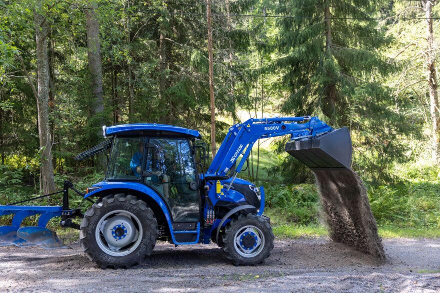Solis 50 Stage V Turbo -traktori ohjaamolla
